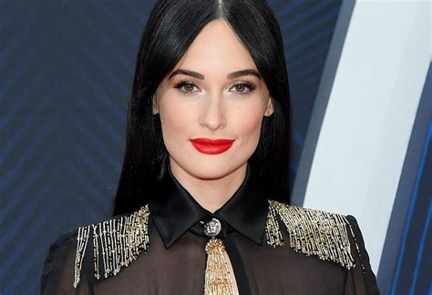 Kacey Musgraves' CMA Outfit Was a Nod to Her Music's Philosophy